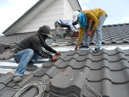 Best Roof Leak Repair  in Oconomowoc, WI